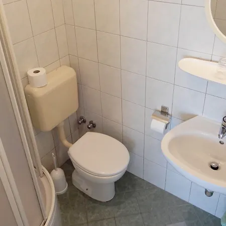 krevet i doručak Ivona 2 *